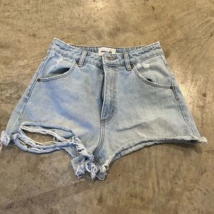 ROLLA'S Women's Dusters High Rise Slim Denim Shorts In Layla Bleach Size 26
